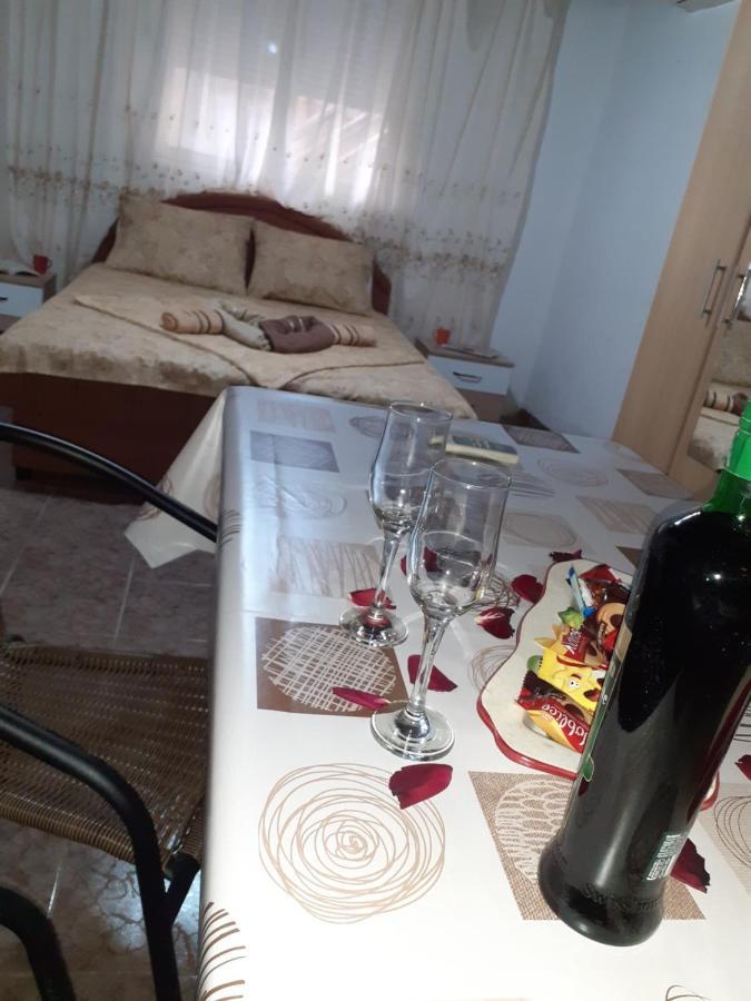 Studio-Apartman Milena 2 ポドゴリツァ エクステリア 写真